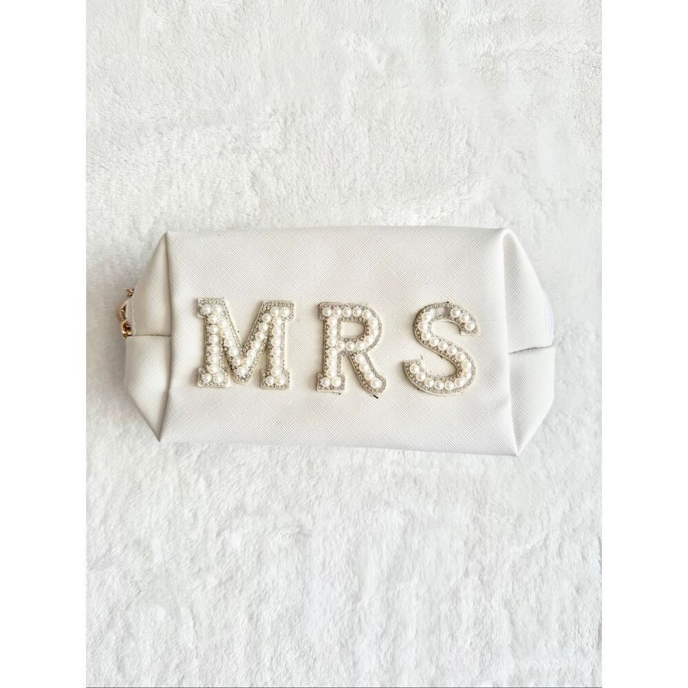 MRS - white makeup zip up travel bags - bridal/bride to be